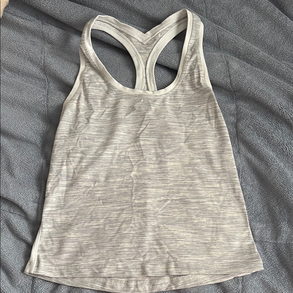 Lululemon Athletica Cropped Gray Tank